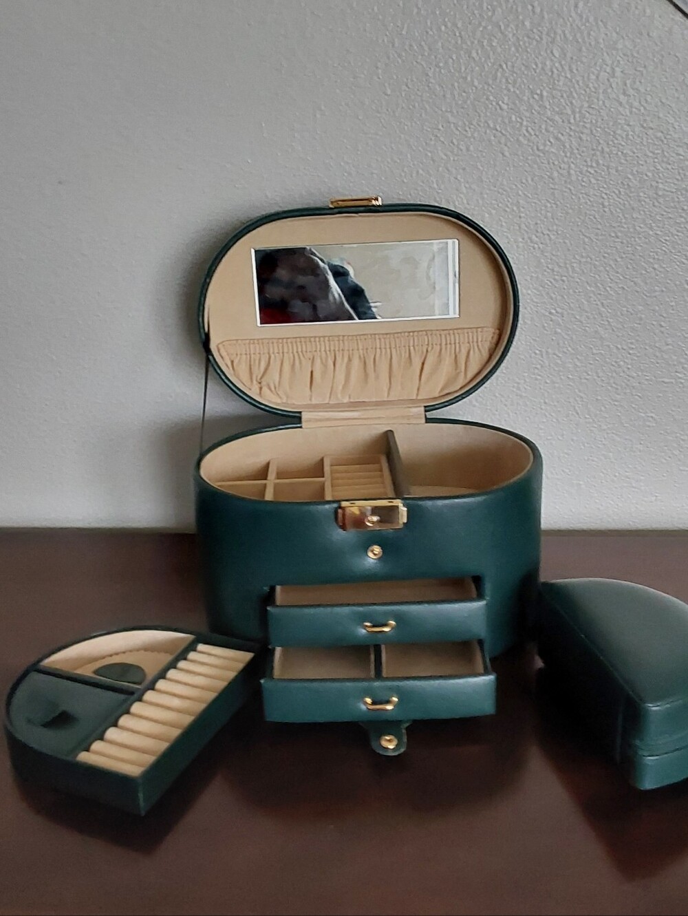 Wolf Green Leather Jewelry Box with Mirror -